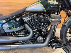 2016 HARLEY-DAVIDSON FXSE CVO PRO STREET BREAKOUT