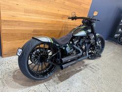 2016 HARLEY-DAVIDSON FXSE CVO PRO STREET BREAKOUT