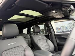 2024 Ford Everest Platinum