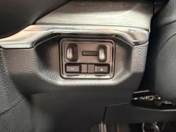 2023 Ford Everest Platinum