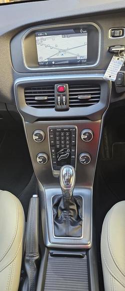 2013 Volvo V40 T4 Luxury MY13 Caspian Blue