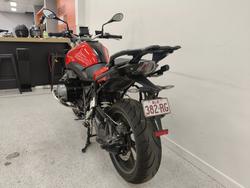 2017 BMW Motorrad R1200R Red