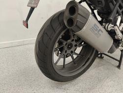 2017 BMW Motorrad R1200R Red