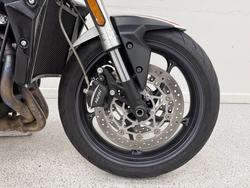 2022 Triumph STREET TRIPLE S 660 LAMS White
