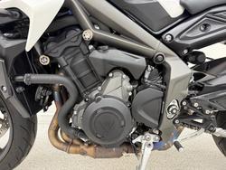 2022 Triumph STREET TRIPLE S 660 LAMS White