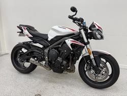 2022 Triumph STREET TRIPLE S 660 LAMS White