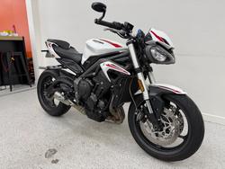2022 Triumph STREET TRIPLE S 660 LAMS White