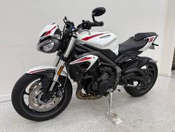 2022 Triumph STREET TRIPLE S 660 LAMS White
