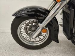 2019 Suzuki VL800T (BOULEVARD C50T) Black