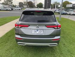 2023 Mitsubishi Outlander LS