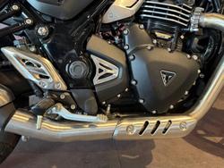 2026 Triumph Tracker 400 Tracker Black