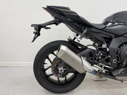 2025 YAMAHA YZF-R1 Black