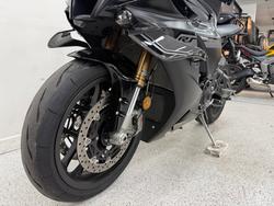 2025 YAMAHA YZF-R1 Black