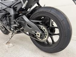 2025 YAMAHA YZF-R1 Black
