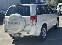 2011 Suzuki Grand Vitara (4x4)