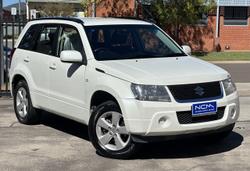 2011 Suzuki Grand Vitara (4x4)