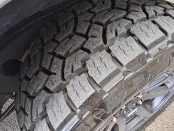 2018 Toyota Landcruiser Sahara VDJ200R 4X4 Dual Range Silver Pearl