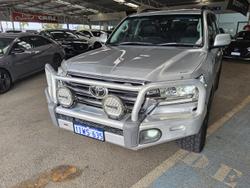 2018 Toyota Landcruiser Sahara VDJ200R 4X4 Dual Range Silver Pearl