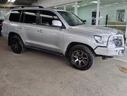 2018 Toyota Landcruiser Sahara VDJ200R 4X4 Dual Range Silver Pearl