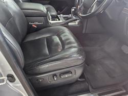 2018 Toyota Landcruiser Sahara VDJ200R 4X4 Dual Range Silver Pearl