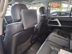 2018 Toyota Landcruiser Sahara VDJ200R 4X4 Dual Range Silver Pearl