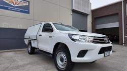 2018 Toyota Hilux SR GUN126R 4X4 Dual Range Glacier White