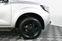 2023 Nissan Navara ST-X