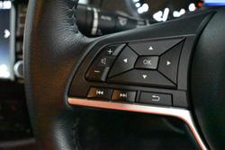 2023 Nissan Navara ST-X