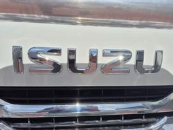 2016 Isuzu Trucks FSR 140/120-260 7 Ton Tray and Crane
