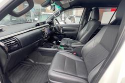 2021 Toyota Hilux Rogue