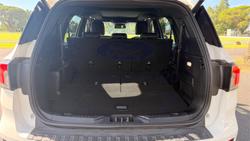 2024 Ford Everest Platinum