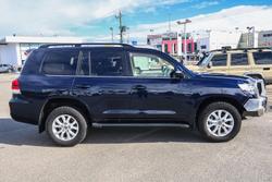 2017 Toyota Landcruiser VX