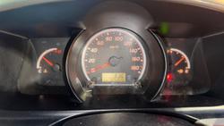 2011 Toyota Hiace Commuter