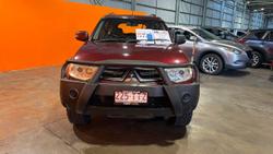 2013 Mitsubishi Challenger