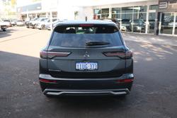 2025 Mitsubishi Outlander LS