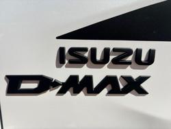 2025 Isuzu D-MAX BLADE