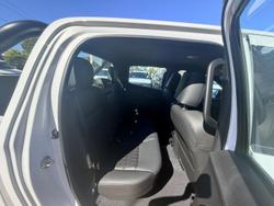 2025 Isuzu D-MAX BLADE