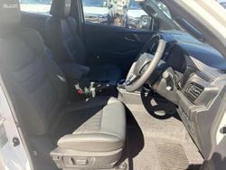 2025 Isuzu D-MAX BLADE