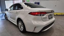 2021 Toyota Corolla SX Hybrid ZWE211R Glacier White