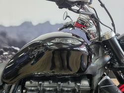 2015 Triumph ROCKET III ROADSTER Black