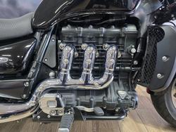 2015 Triumph ROCKET III ROADSTER Black