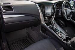2022 Mitsubishi Pajero Sport GLX
