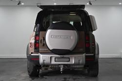 2020 Land Rover Defender 110 D240 SE