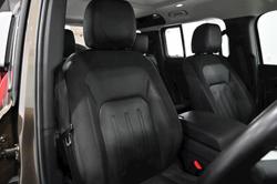 2020 Land Rover Defender 110 D240 SE