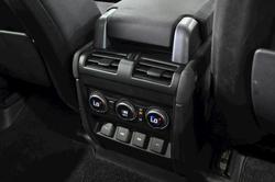 2020 Land Rover Defender 110 D240 SE
