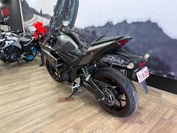 2016 Yamaha YZF-R3 Black