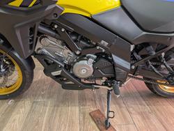 2024 Suzuki V-STROM 650XT (DL650XA) YELLOW
