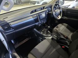 2015 Toyota Hilux Workmate
