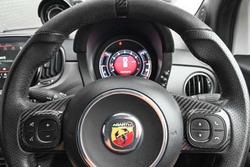 2022 Abarth 695 Competizione