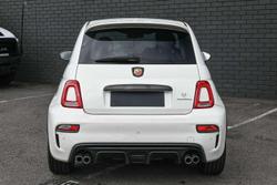 2022 Abarth 695 Competizione